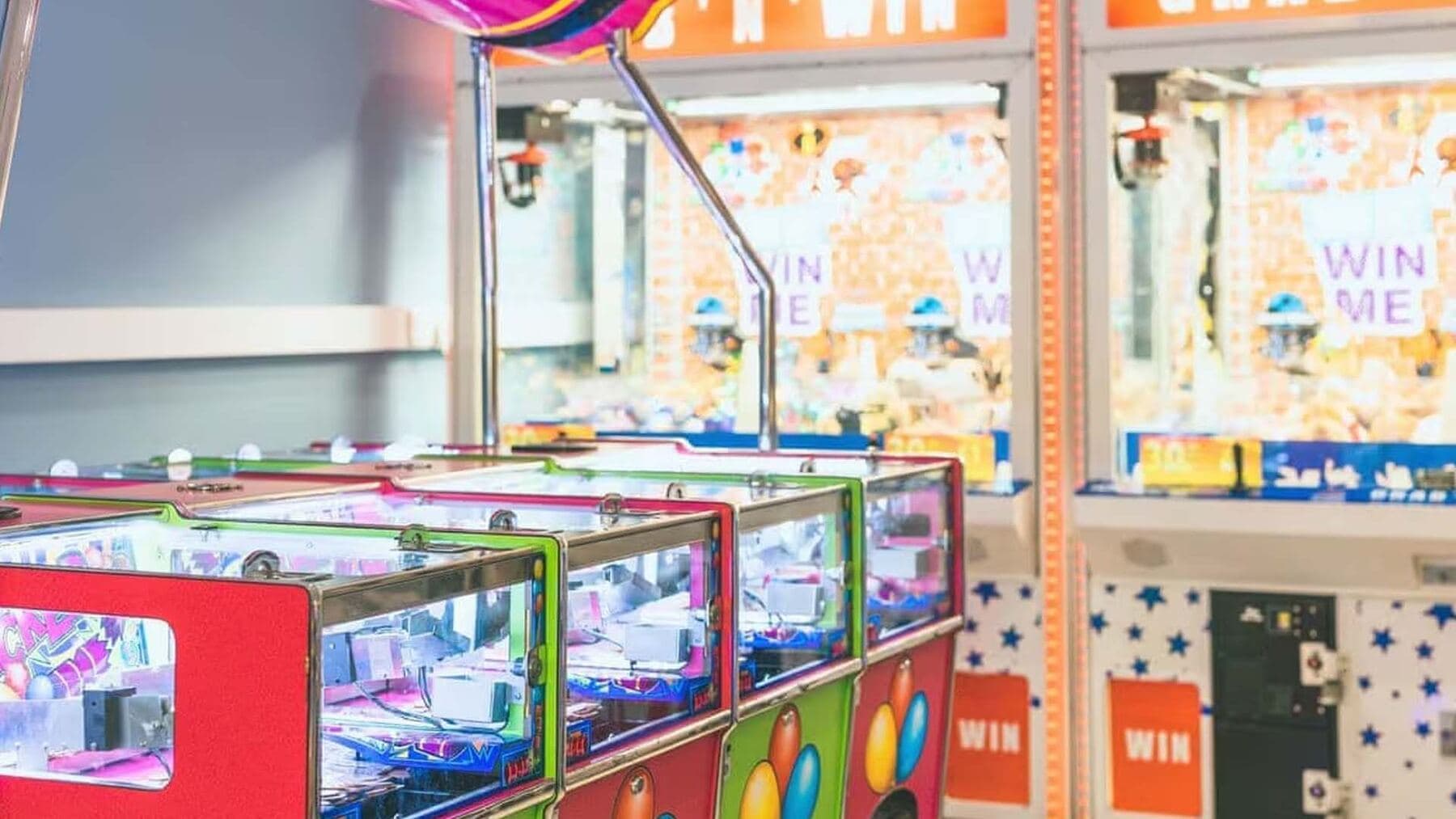The arcade on the park